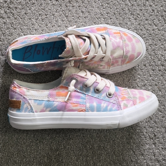 Blowfish Shoes - Picture 4 of 5